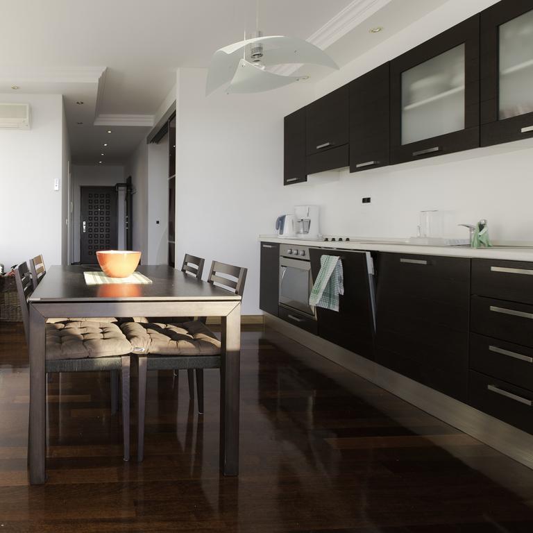 Lovely Apartment With Beautiful Pool Примоштен Экстерьер фото